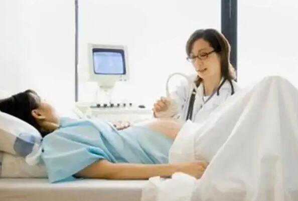 30YVJ_武汉大学人民医院试管婴儿移植一次费用大概多少钱？